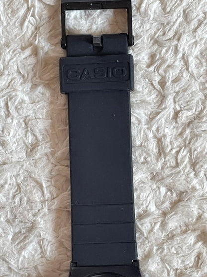 Casio Cheap-Casio MQ-24 Analog Quartz Women