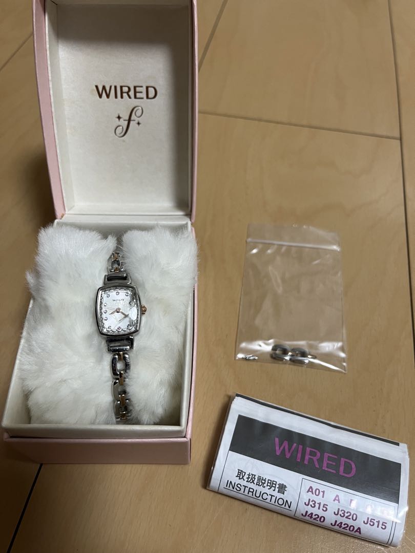 Seiko wired AGEK071 Analog Quartz Women