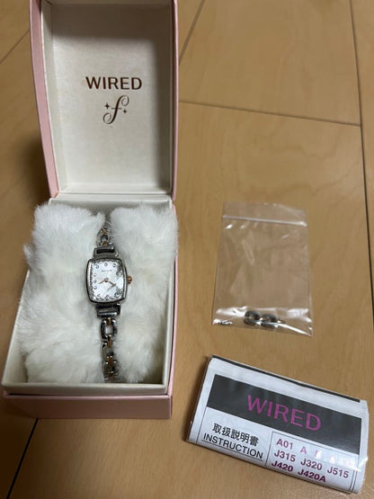 Seiko wired AGEK071 Analog Quartz Women