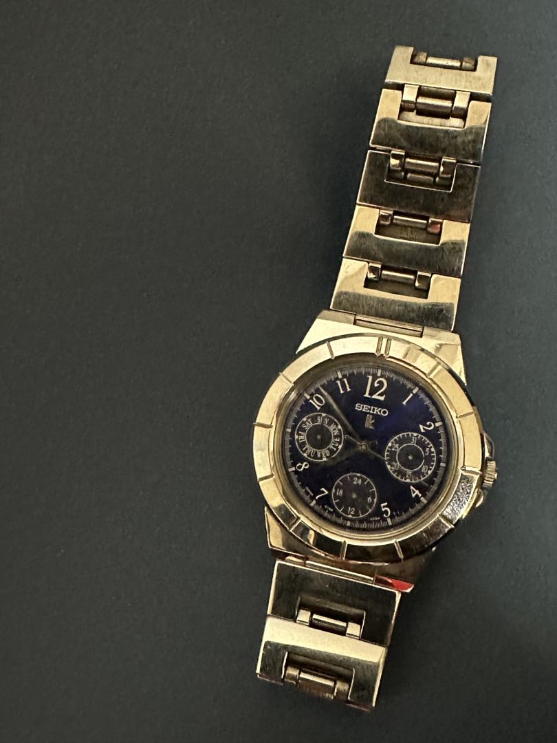 Seiko lk/lukia 5Y89-0B30 Analog Quartz Women