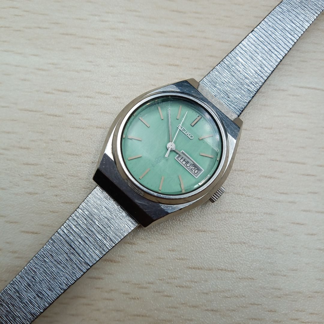 Seiko 4326-0100 Analog Quartz Women