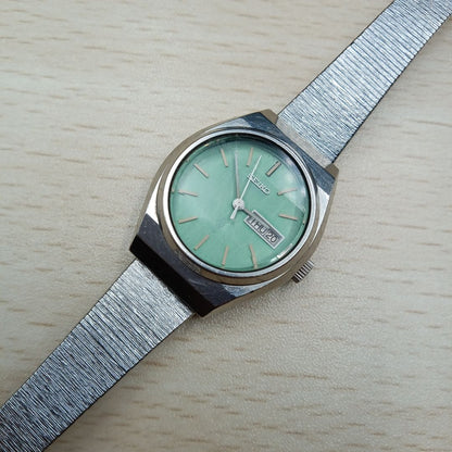 Seiko 4326-0100 Analog Quartz Women