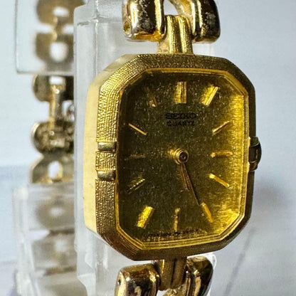 Seiko 1400-6440 Analog Quartz Women