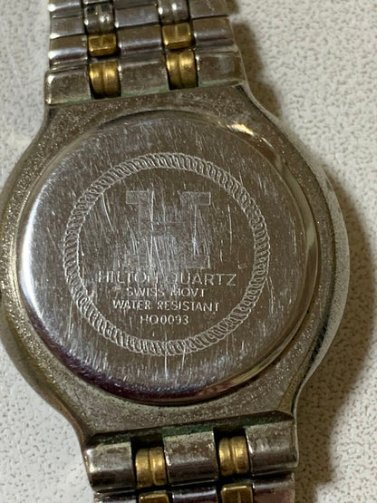Hilton Analog Quartz Women ヒルトン Watch シルバー ゴールド