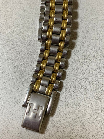 Hilton Analog Quartz Women ヒルトン Watch シルバー ゴールド