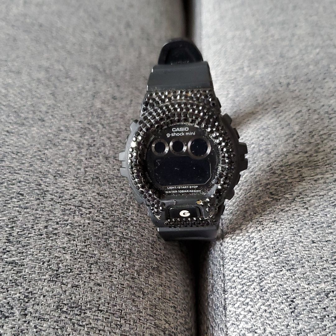 G-shock Swarovski Mini GW-690 Digital Quartz Women
