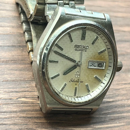 Seiko Silver Wave 8229-700A Analog Quartz Men
