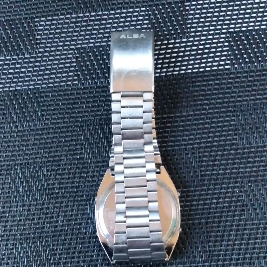 Seiko Alba Digital Quartz Men