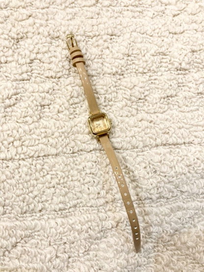 Cabane De Zucca Analog Quartz Women
