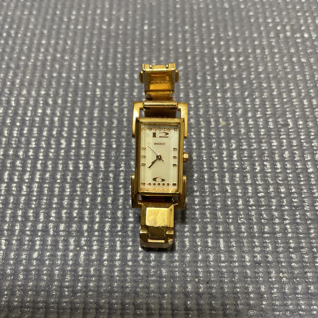 Seiko Wired Analog Quartz Women