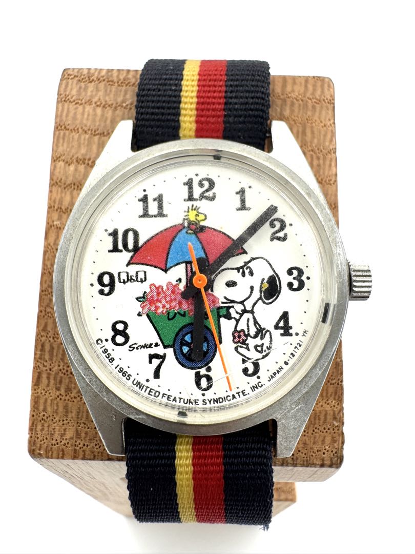 Citizen Q&q Peanuts Snoopy 0 Analog Mechanical (Manual) Women