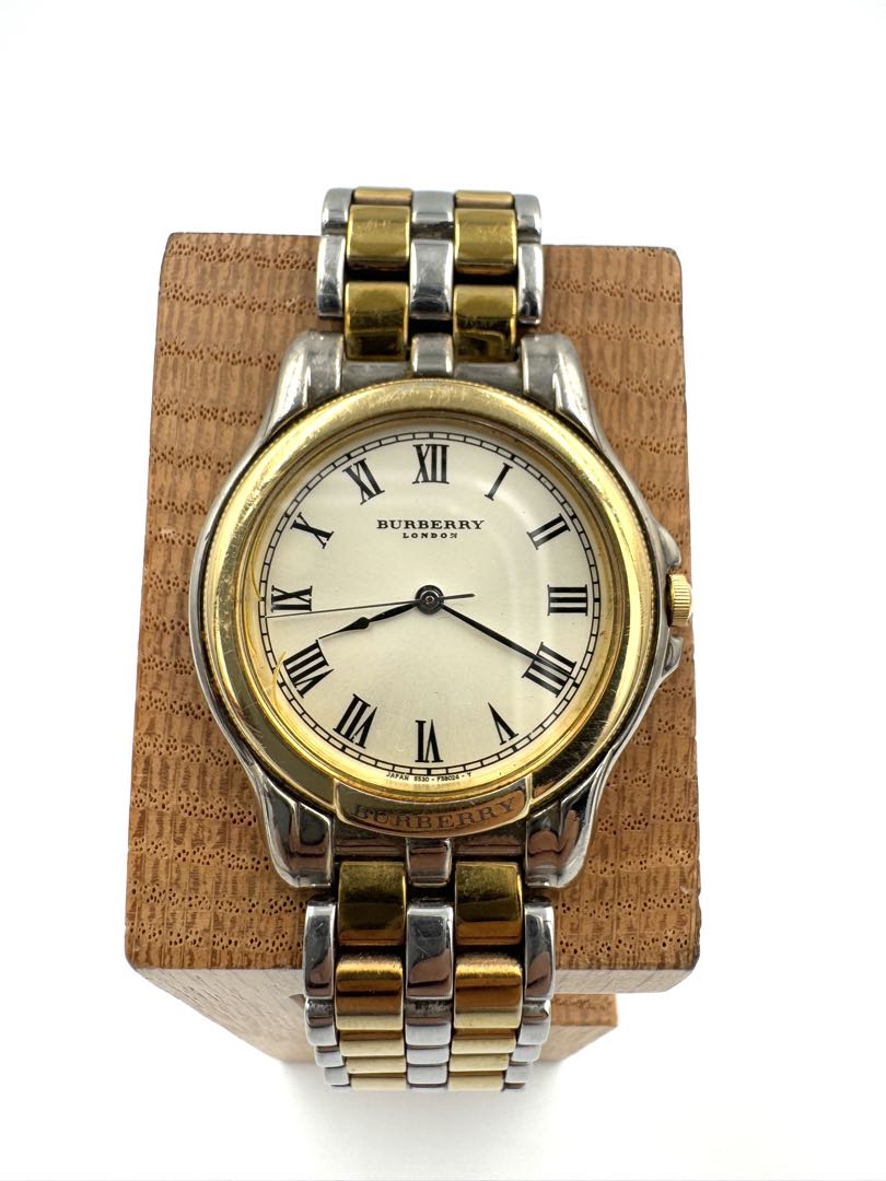 BURBERRY Analog Quartz Men London Watch A2867