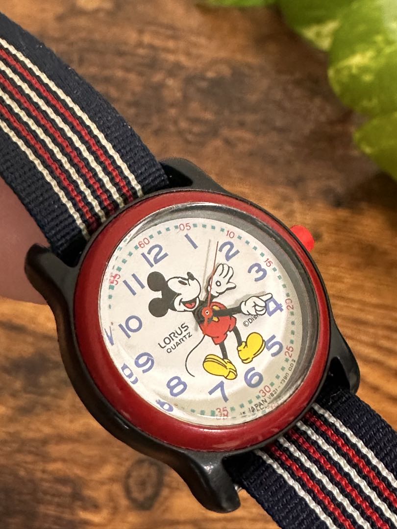 Lorus Disney Analog Quartz Women ロラス 希少レトロ ミッキー Watch