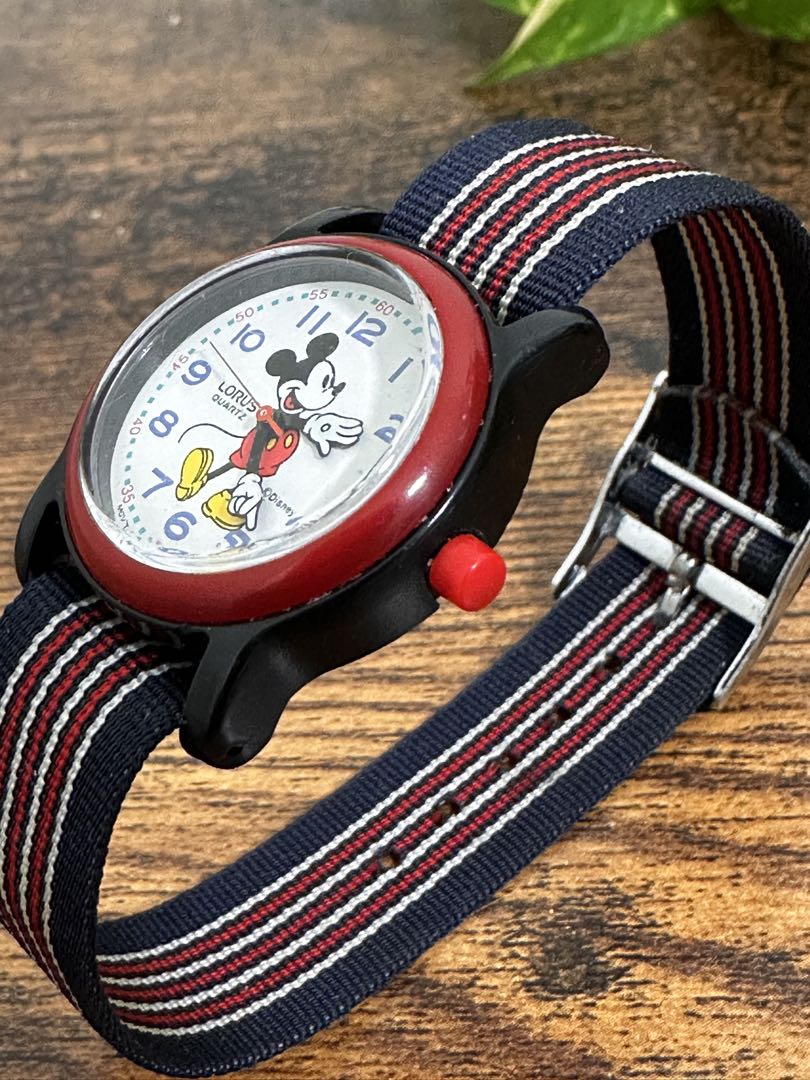 Lorus Disney Analog Quartz Women ロラス 希少レトロ ミッキー Watch