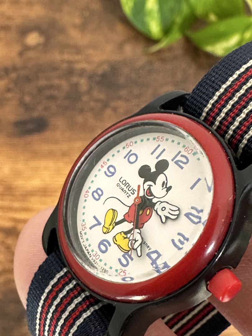 Lorus Disney Analog Quartz Women ロラス 希少レトロ ミッキー Watch