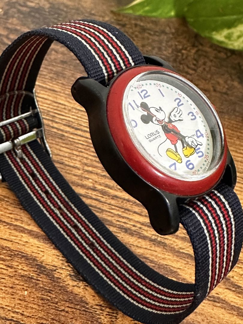 Lorus Disney Analog Quartz Women ロラス 希少レトロ ミッキー Watch