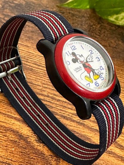 Lorus Disney Analog Quartz Women ロラス 希少レトロ ミッキー Watch