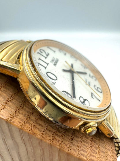 TIMEX Quartz Watch UNTESTED FOR PARTS