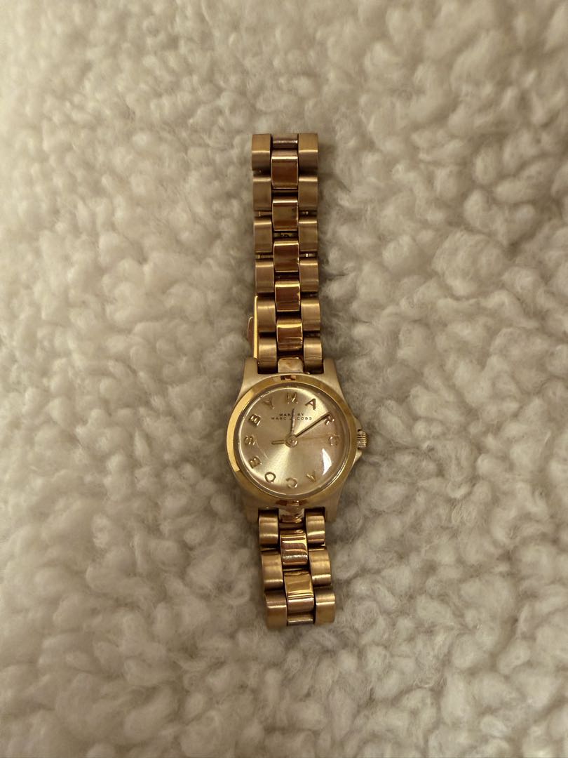 Analog Quartz Women