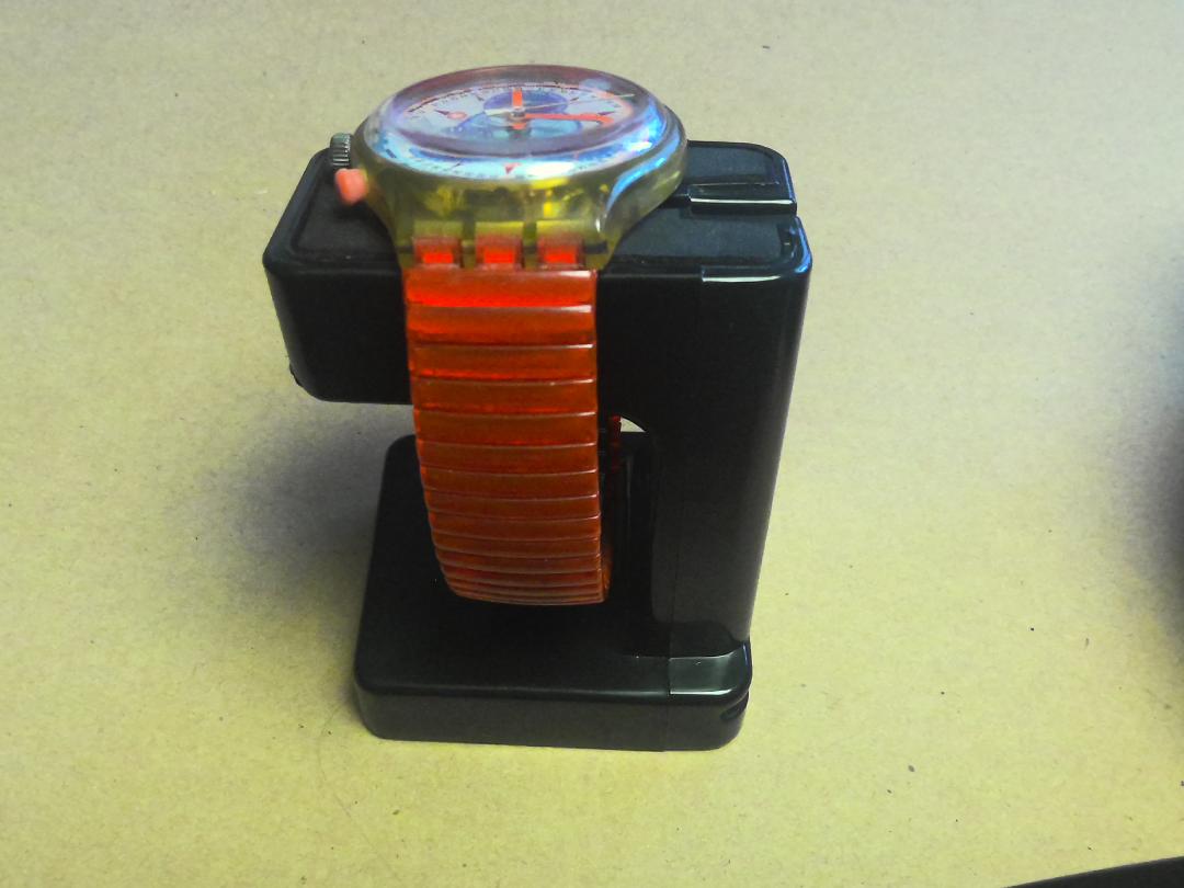 Swatch INSPYRAL Analog Quartz Men 1994 Chronograph Watch