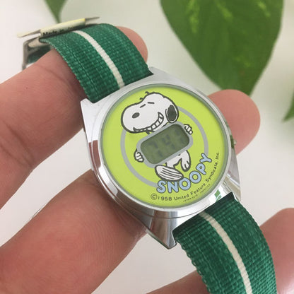 Snoopy PEANUTS SNOOPY Digital Quartz Women 希少 レトロ スヌーピー Watch（）