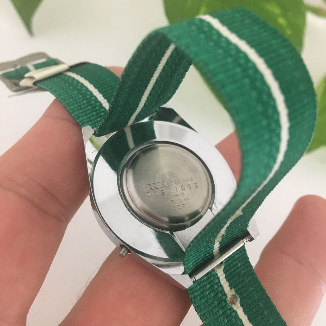Snoopy PEANUTS SNOOPY Digital Quartz Women 希少 レトロ スヌーピー Watch（）