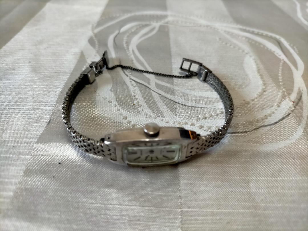 Seiko Analog Quartz Women