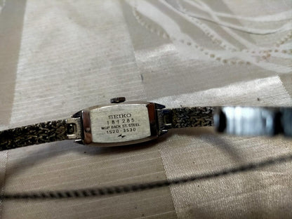 Seiko Analog Quartz Women