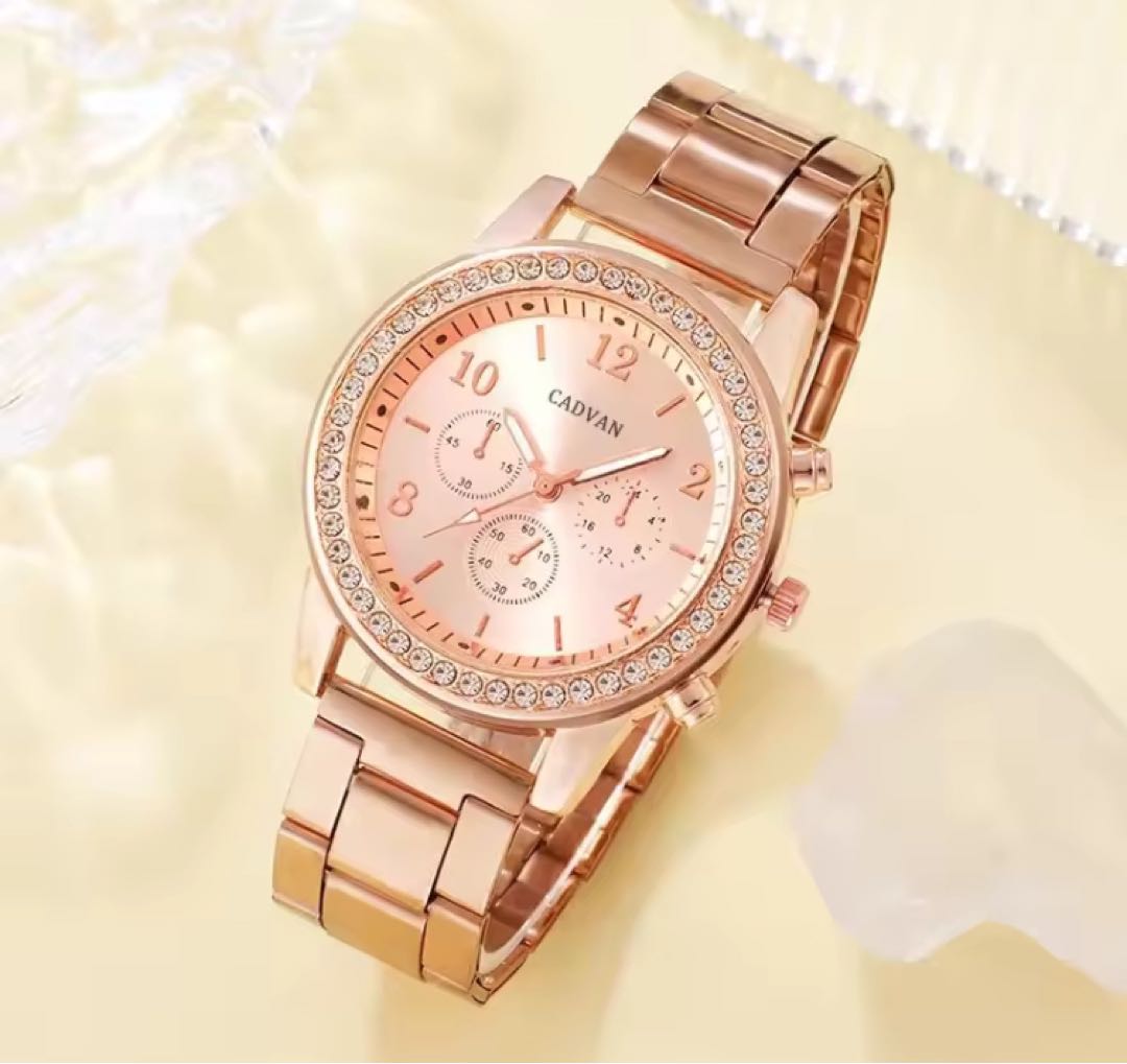 Cadvan Analog Quartz Women