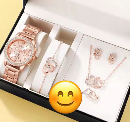 Cadvan Analog Quartz Women