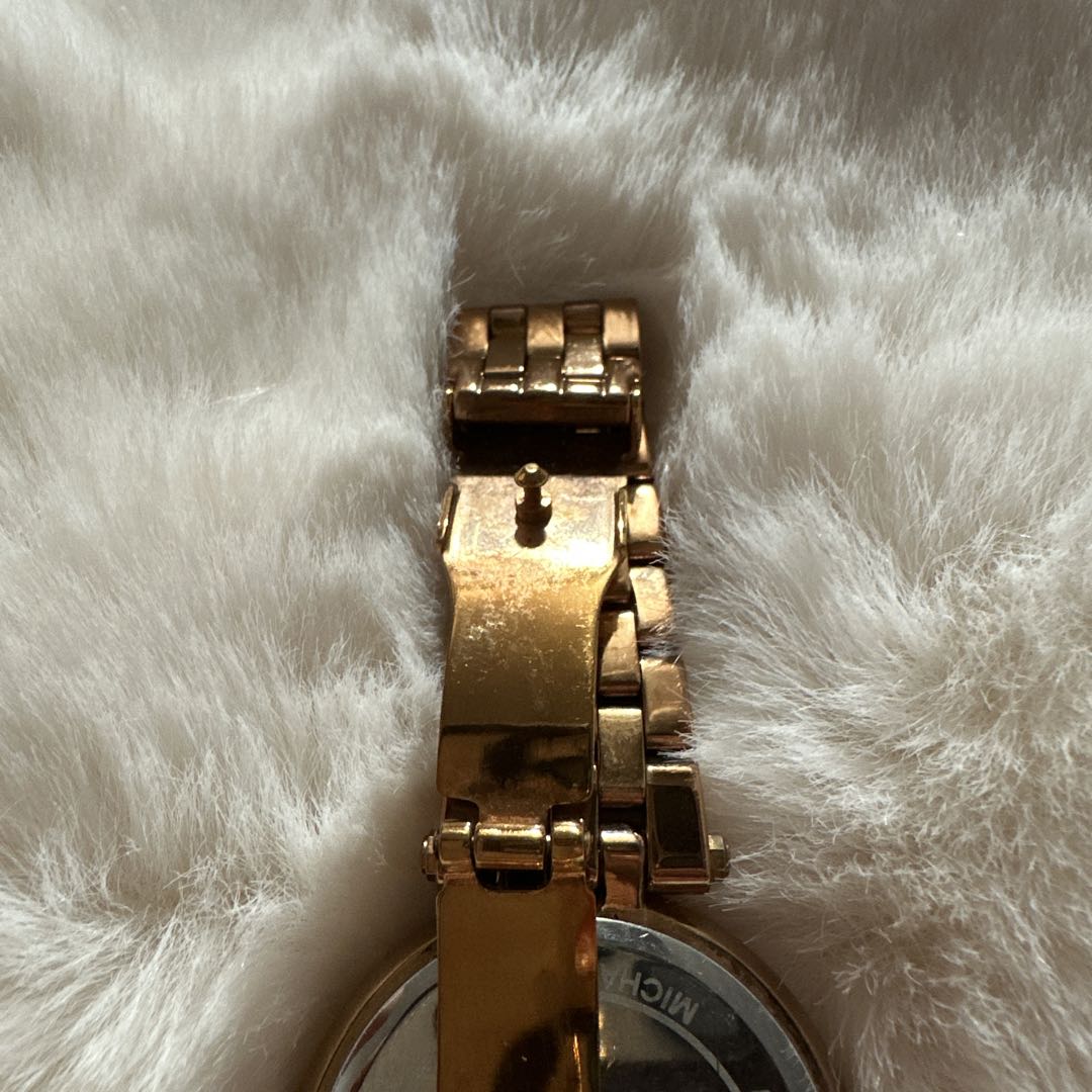 Analog Quartz Women