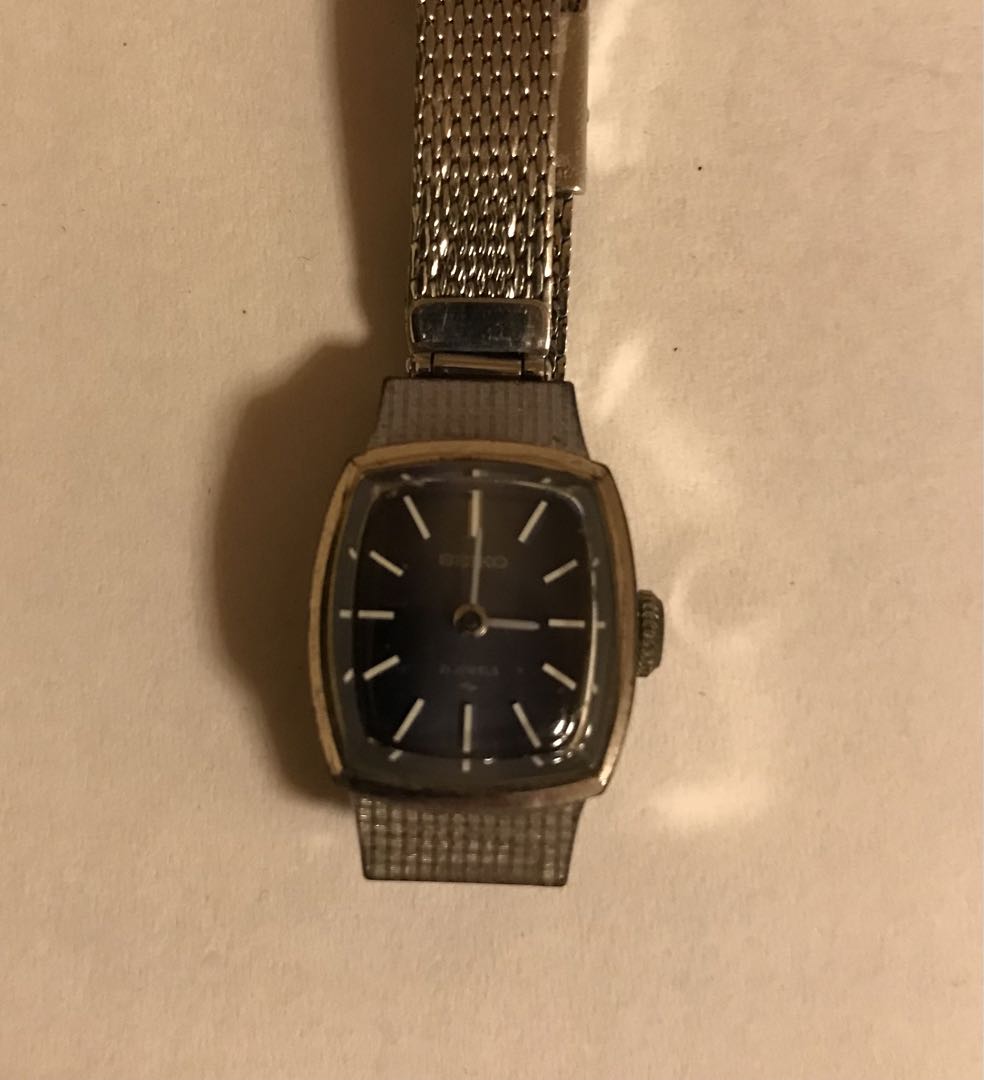 Seiko Analog Quartz Women