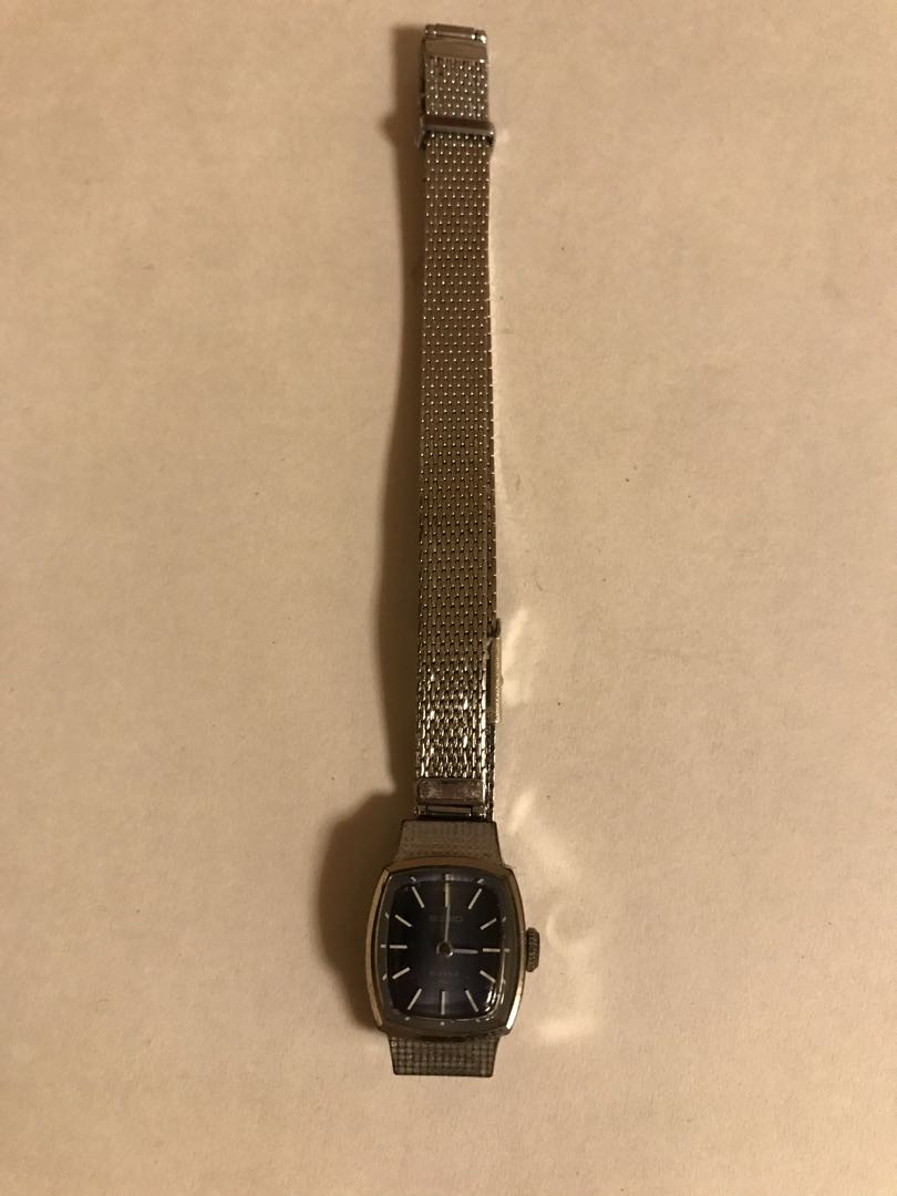 Seiko Analog Quartz Women