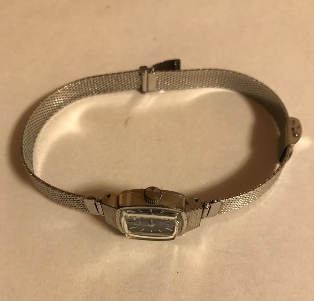 Seiko Analog Quartz Women