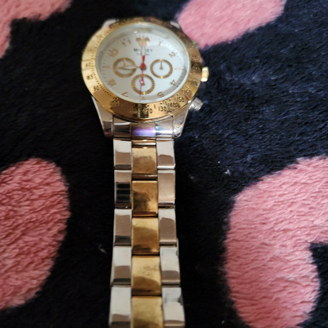 Analog Quartz Women