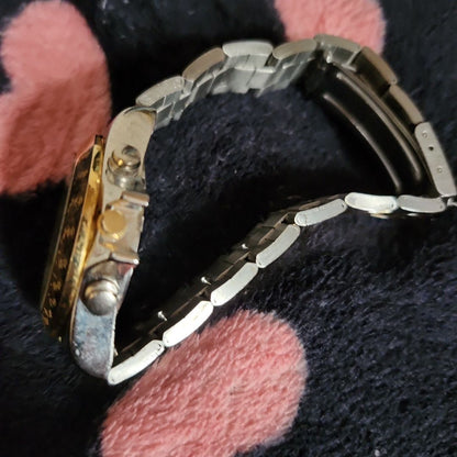 Analog Quartz Women