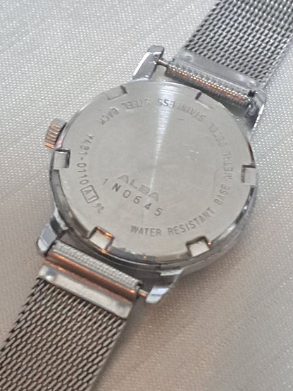 Seiko School time Y481-0110 Analog Quartz Women