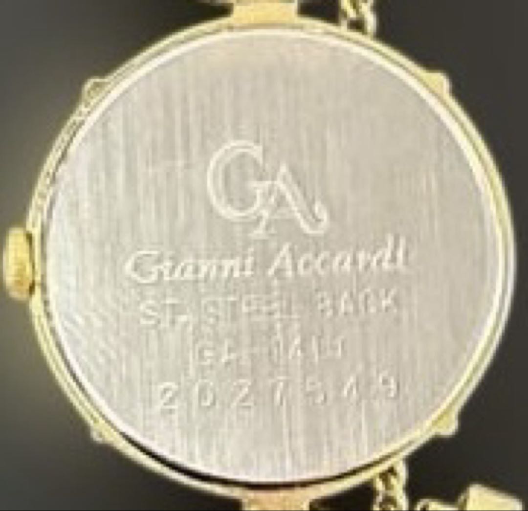 Gianni Accardi Analog Quartz Women