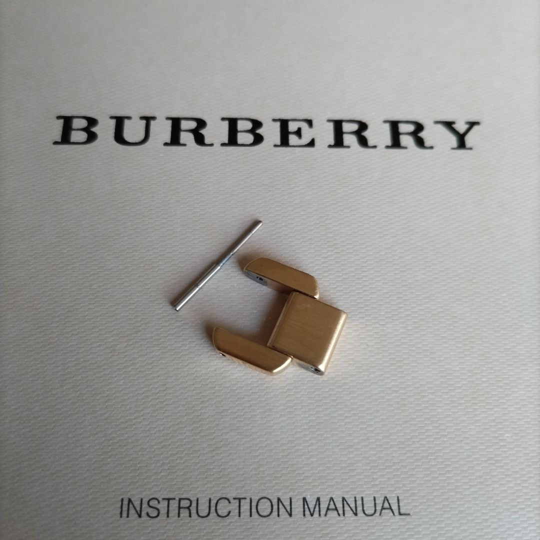 BURBERRY Analog Quartz Women