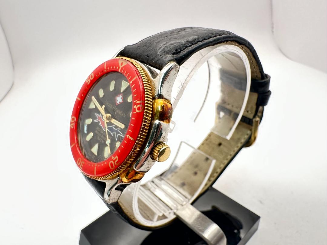 Swiss Hawaiian Men's Wristwatch 36.5mm Black Dial Analog Quartz
