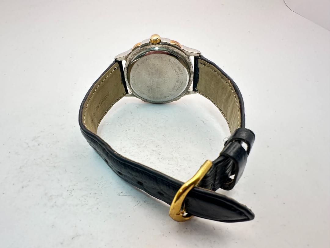 Swiss Hawaiian Men's Wristwatch 36.5mm Black Dial Analog Quartz