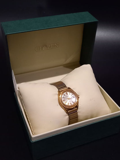 Citizen Carol DATE CD7705 Analog Mechanical (Manual) Women