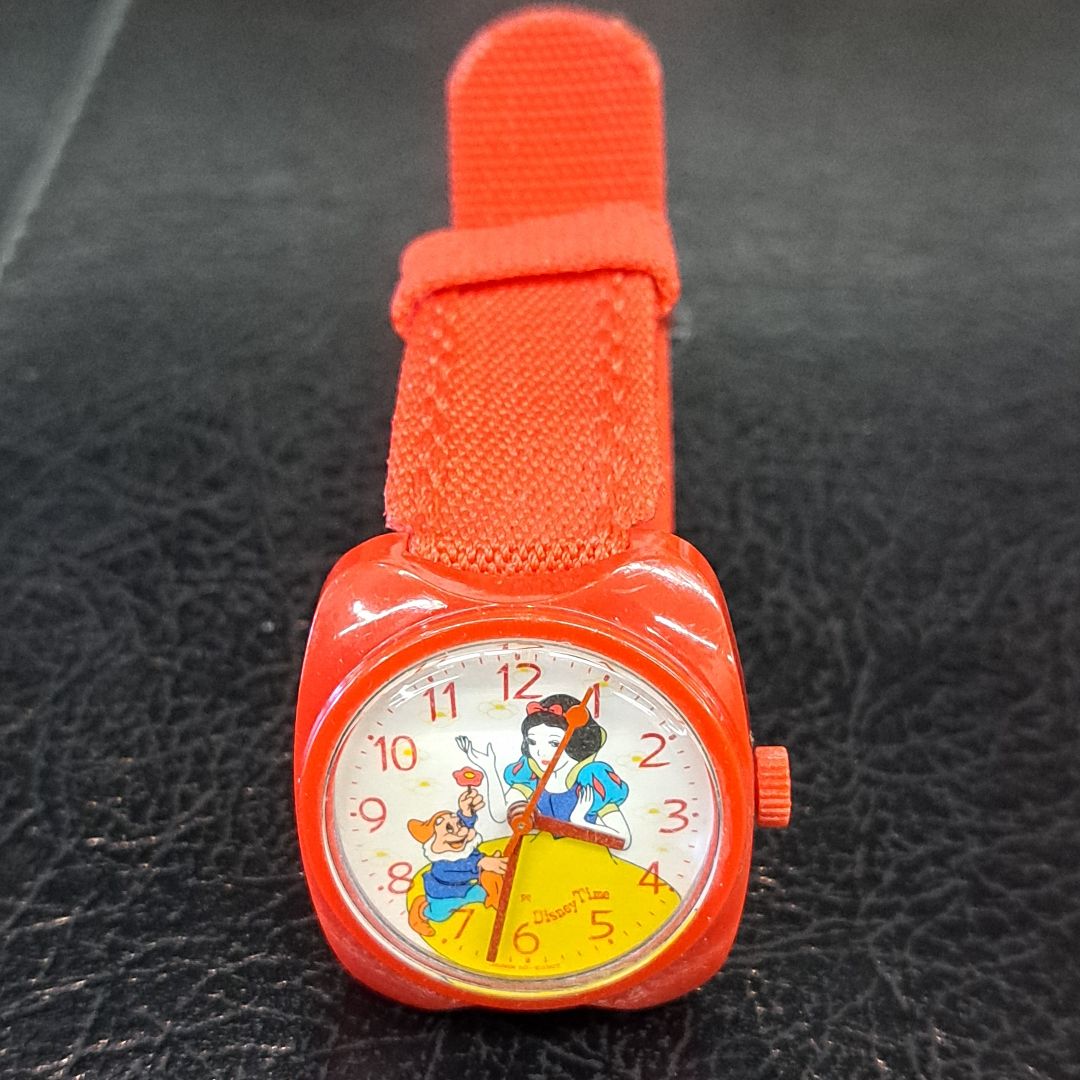 Seiko Disney Analog Mechanical (Manual) Women