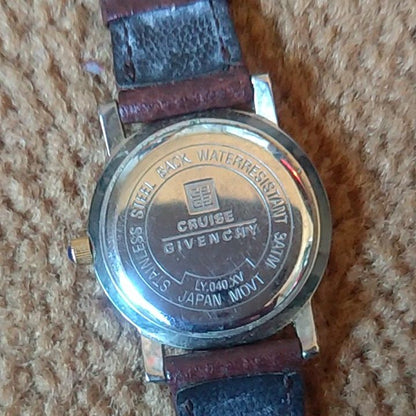 Givenchy Analog Quartz Women