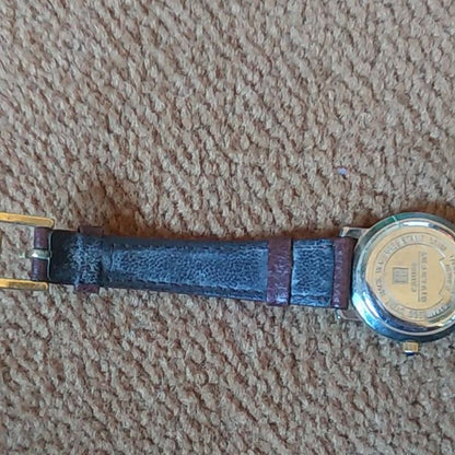 Givenchy Analog Quartz Women
