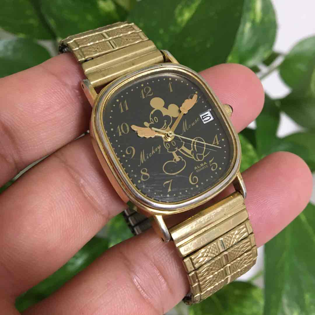 Seiko Alba Disney Analog Quartz Women Rare Retro Mickey Watch