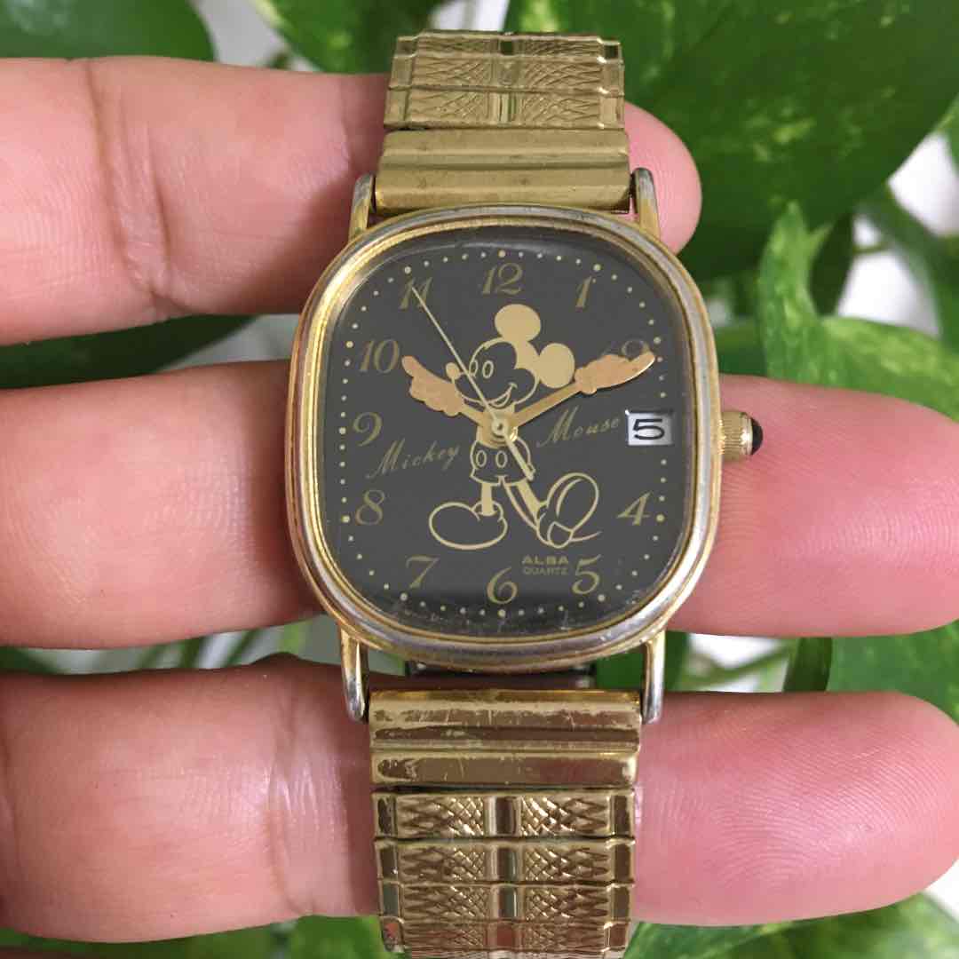 Seiko Alba Disney Analog Quartz Women Rare Retro Mickey Watch