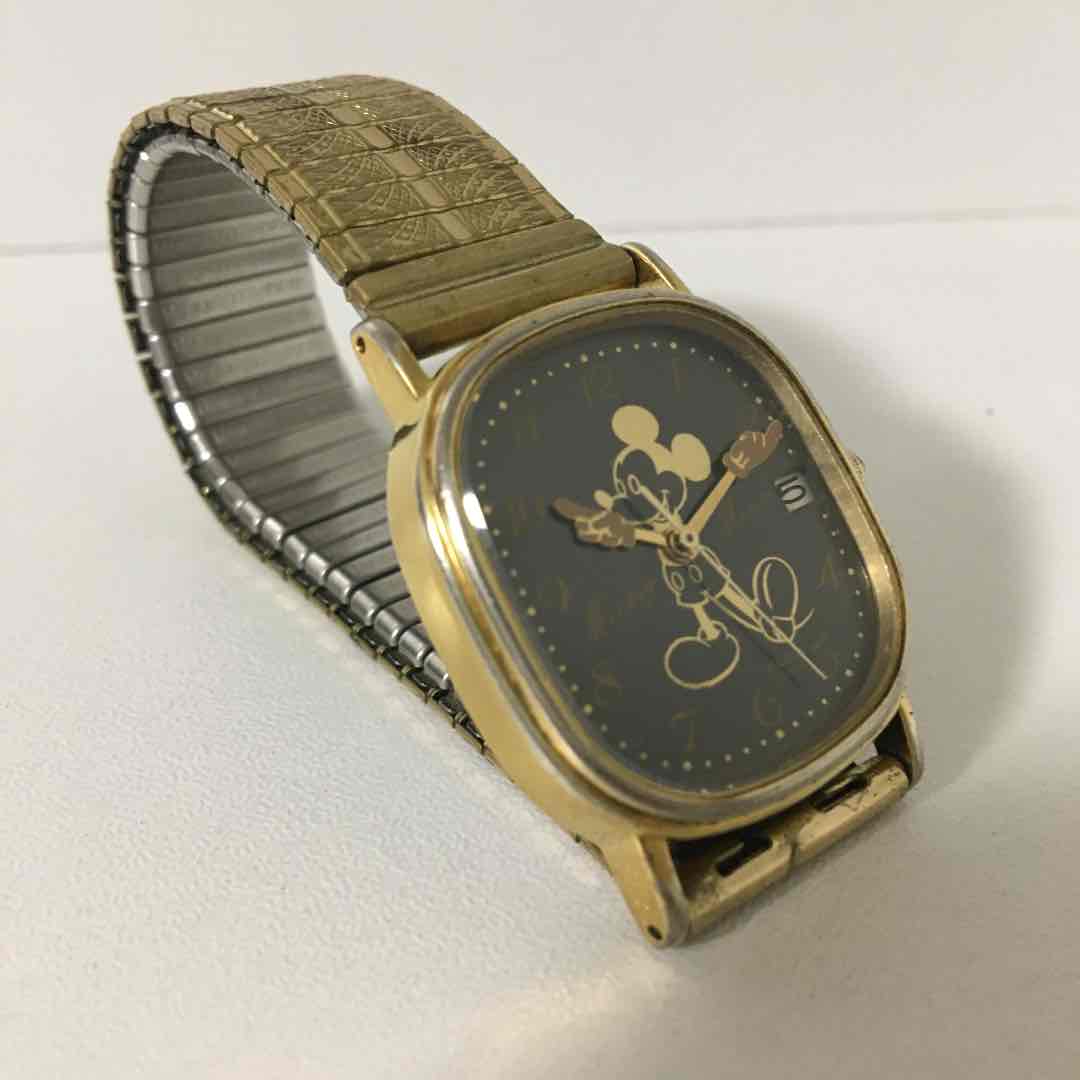 Seiko Alba Disney Analog Quartz Women Rare Retro Mickey Watch