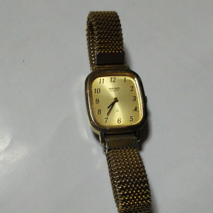 Seiko Analog Quartz Women