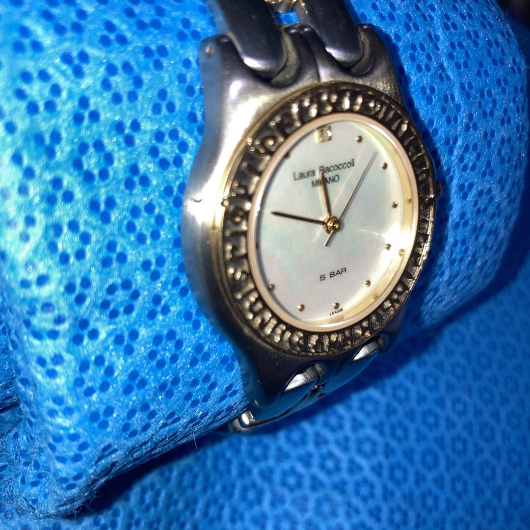 Laura Bacoccoli Milano Analog Quartz Women ラウラ・バコッコリ・ミラノ ローラバッコリーシェルコンビネーションwomen＆Menボーイ稼働中良品